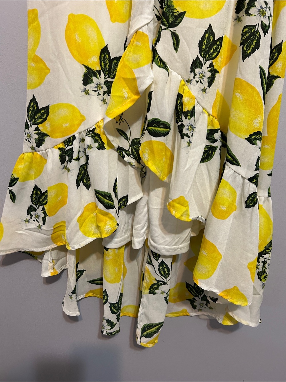 🍋 Lulu’s Lemon Print Sundress 🍋 - Picture 11 of 13